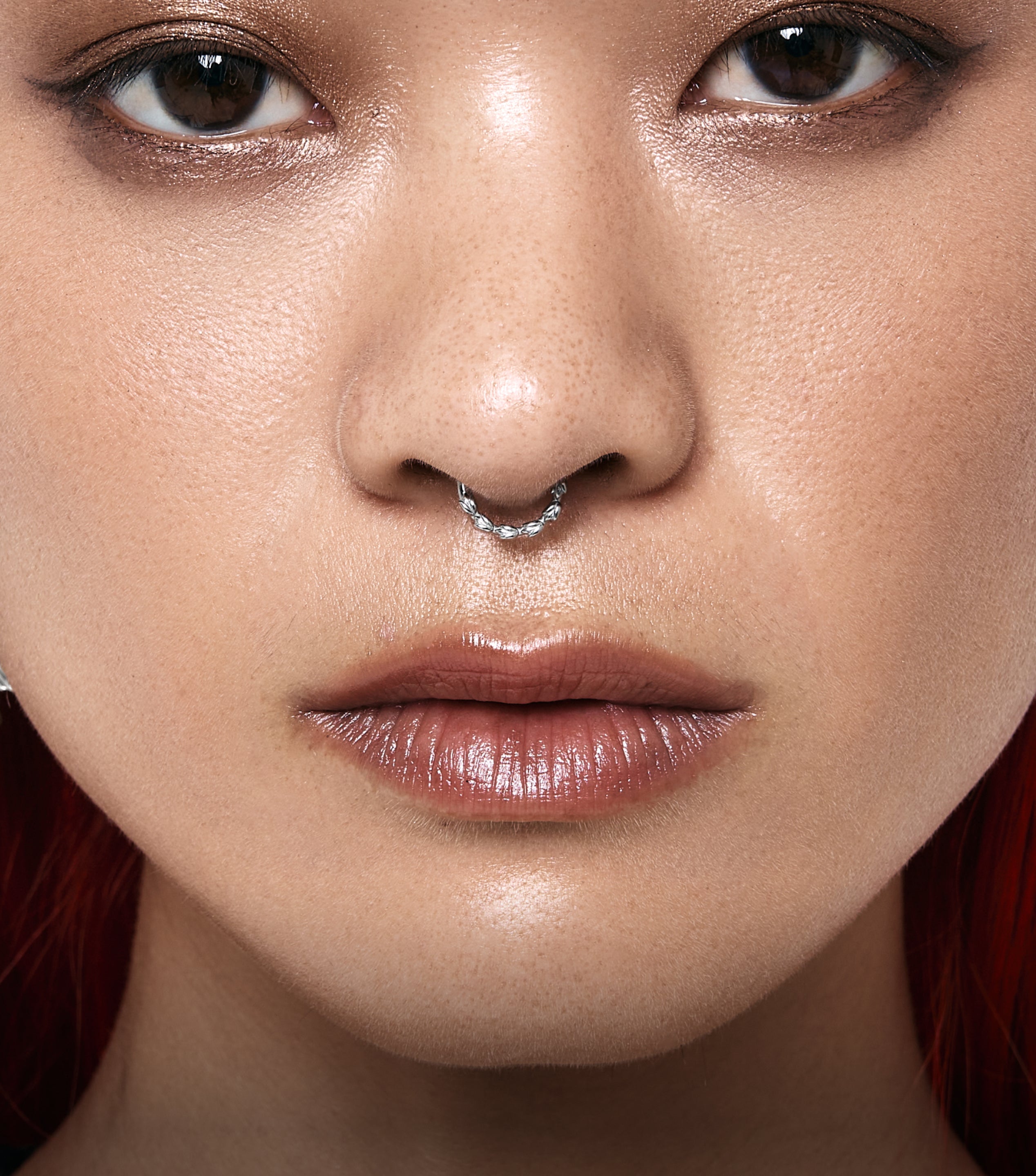 New Piercing Jewelry Horseshoe Ring Nose Ring Moon C-Shaped Nose Ring -  China Non Piercing Nose Rings and Nose Rings for Women price |  Made-in-China.com