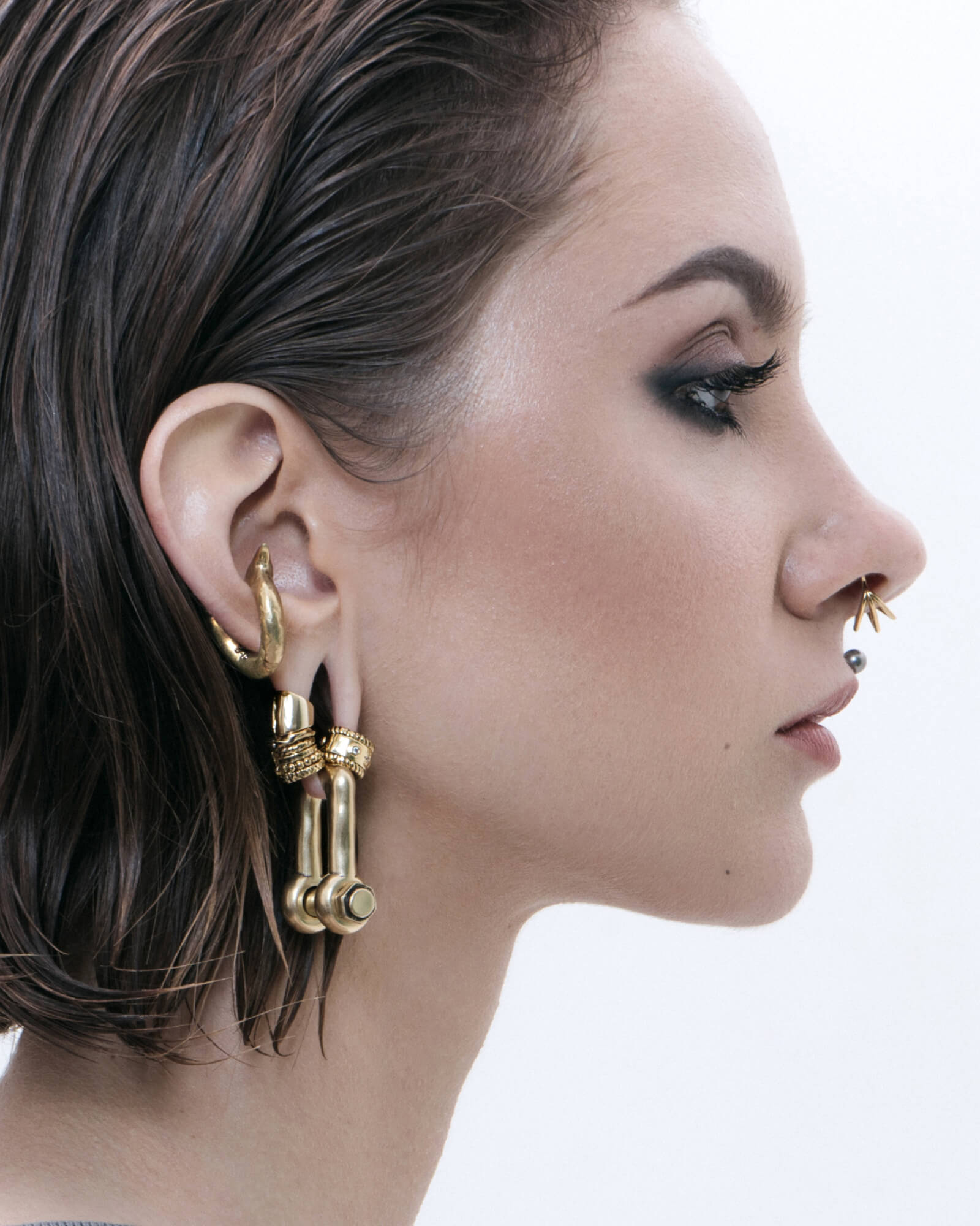 Gold tone Pink Designer Ear Cuff Earrings-dj-01188 - DREAMJWELL - 3897600