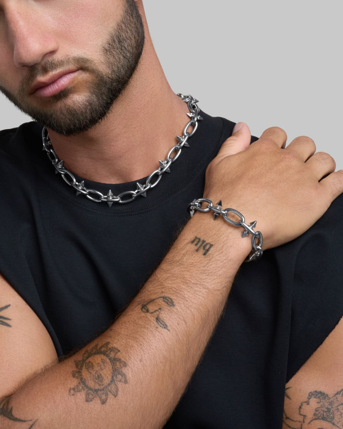 Lair necklace and bracelet set