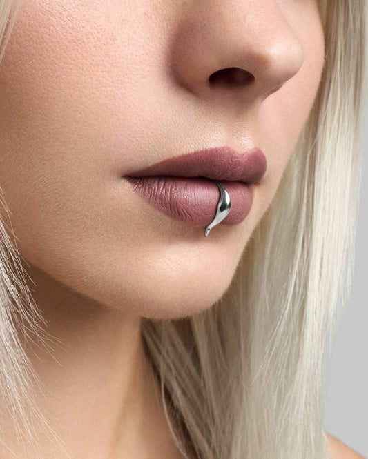 Venom lip cuff