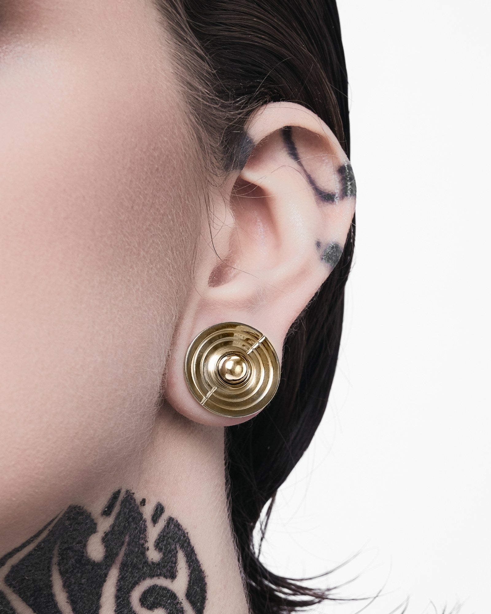 8mm ear fashion gauge