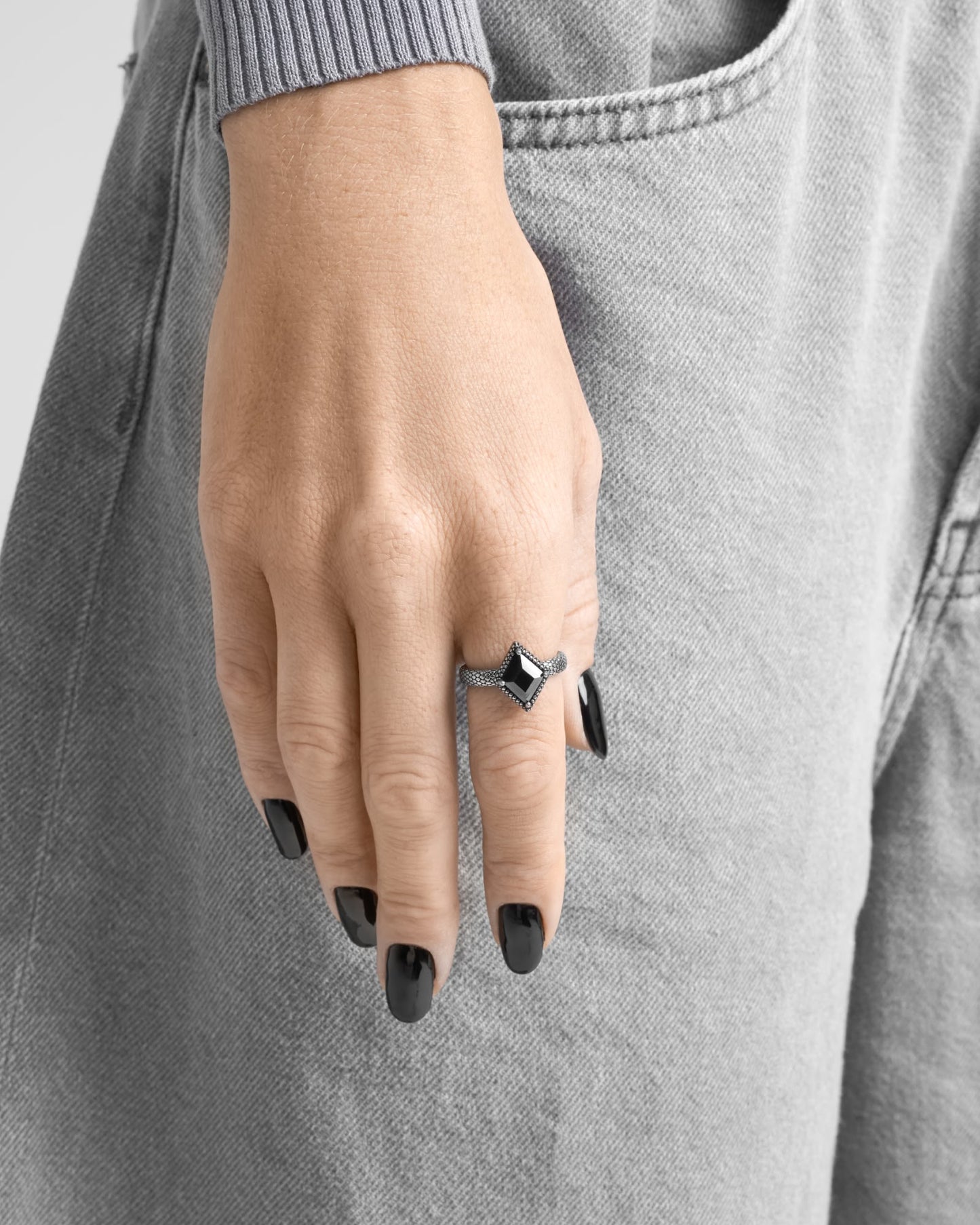 Black Lake Serpent Ring-Rings- US 4 - Silver - Ask & Embla