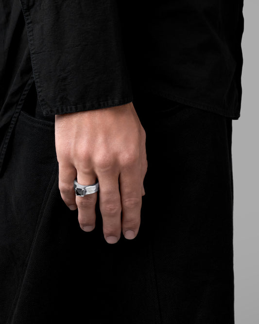 BLACK CASTLE Ring-Rings- Silver - US6 - Ask & Embla