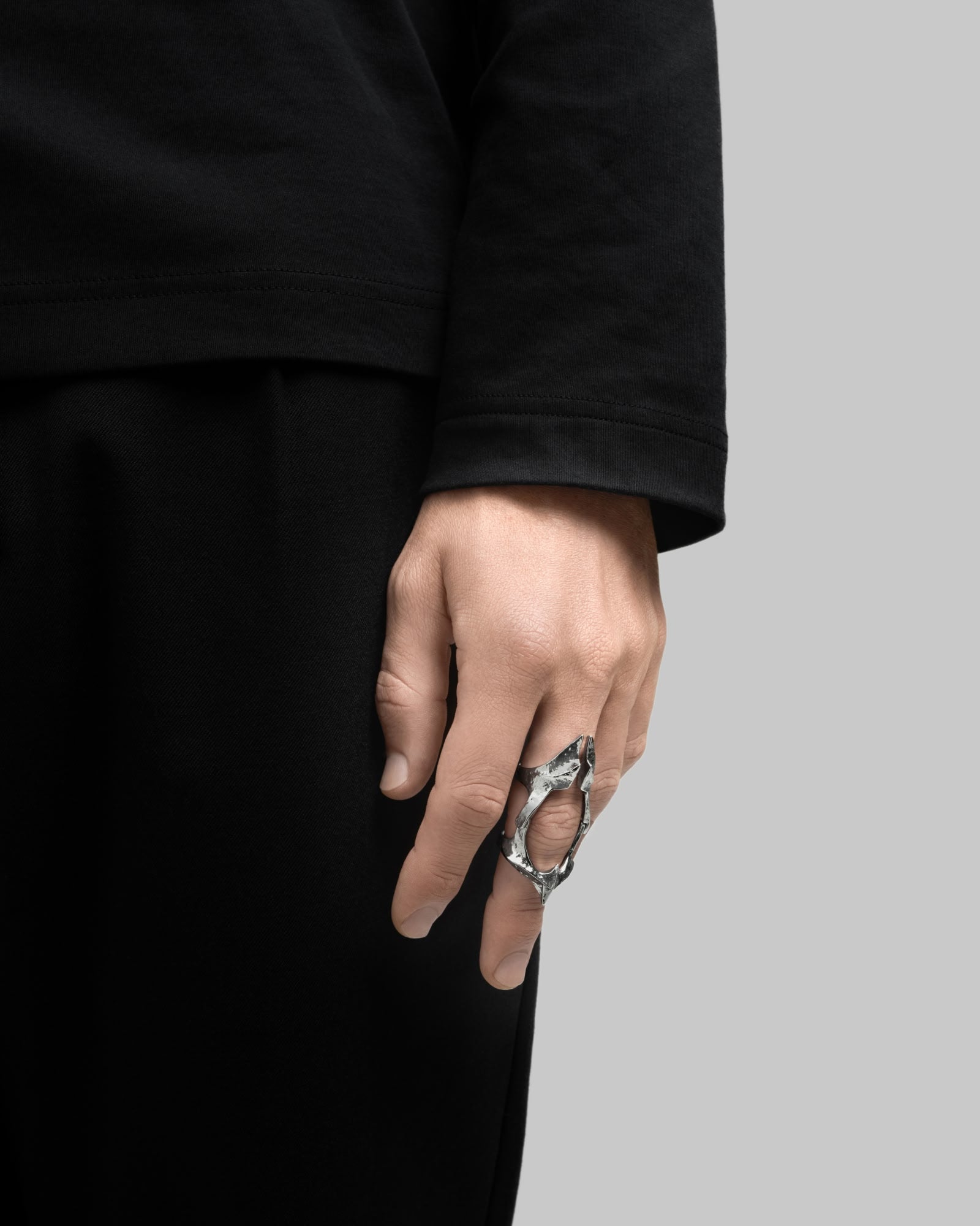 Vertebrae armour ring-Rings- Silver - US6 - Ask & Embla