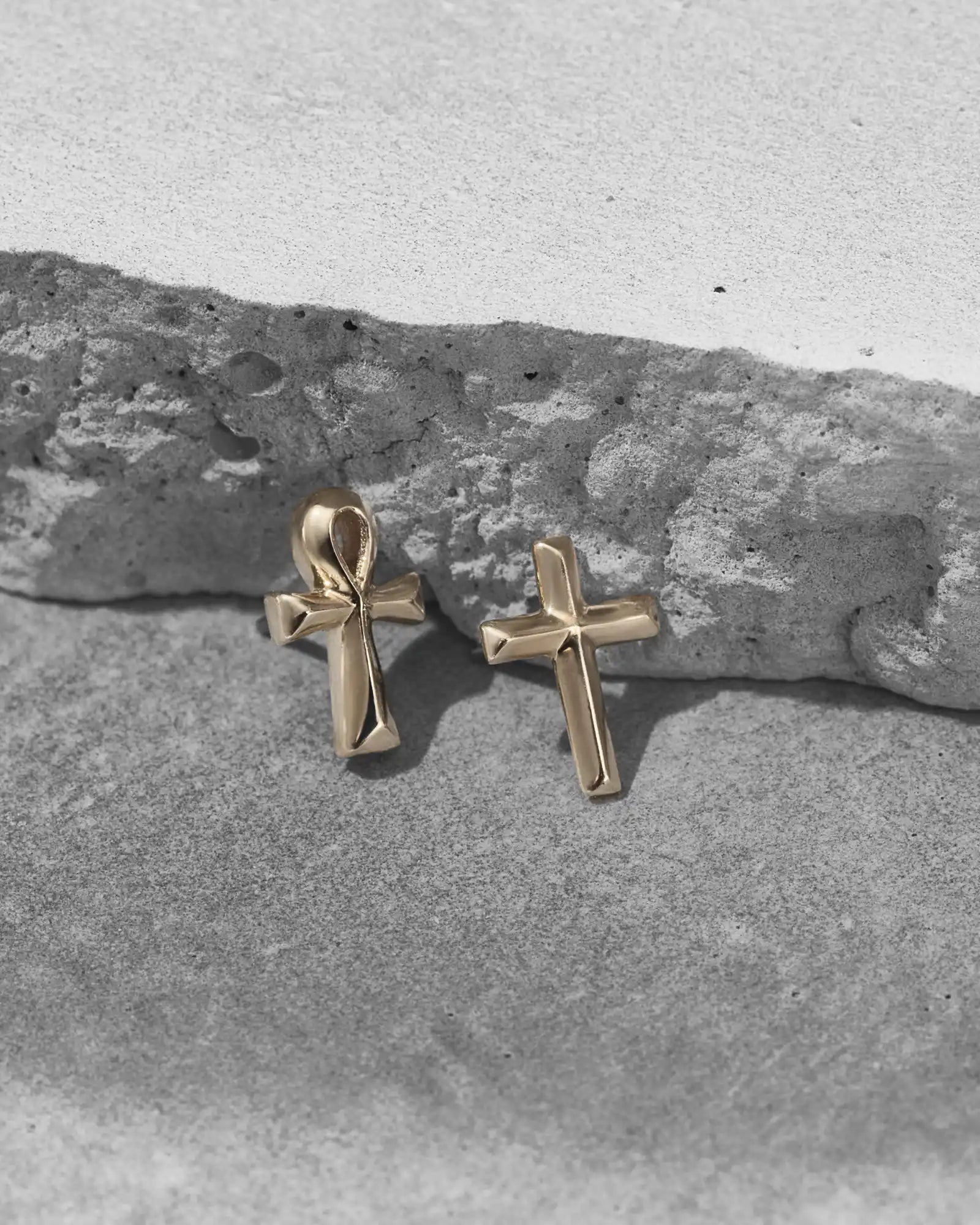 9ct gold cross stud earrings online