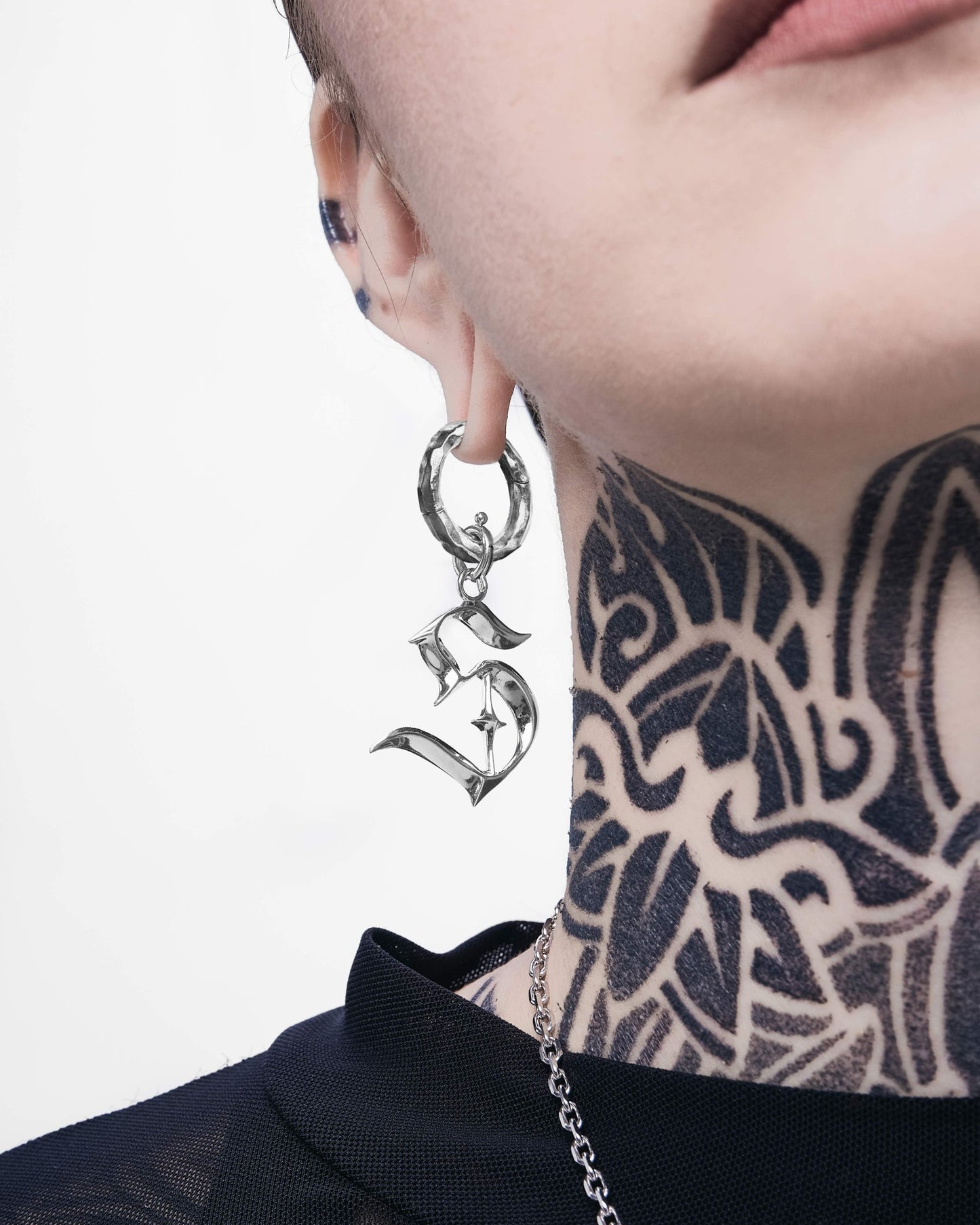 Blackletter Charms - V-Charms- Silver - - Ask & Embla