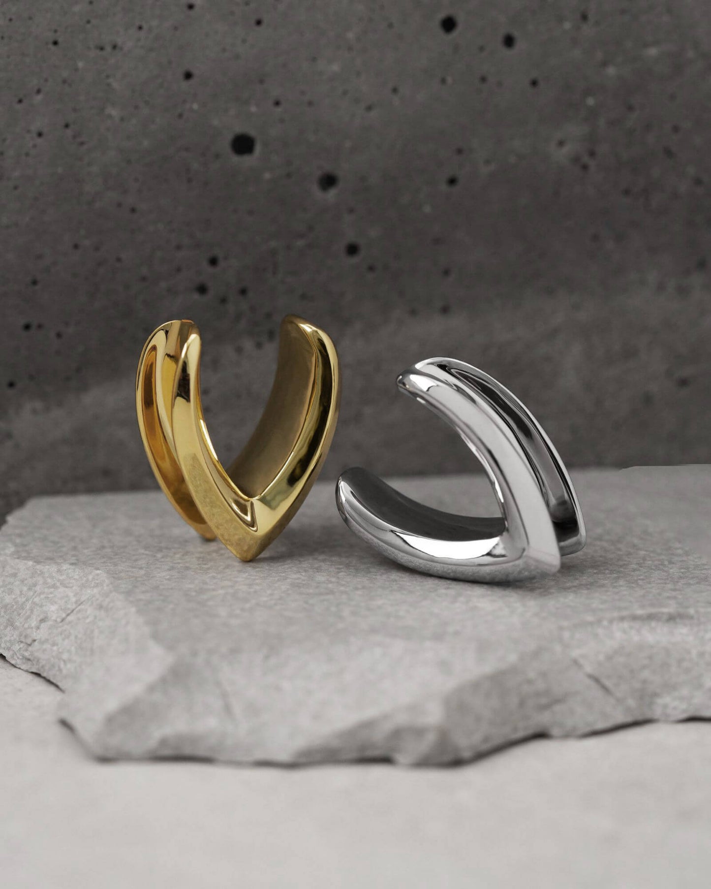 Valka Saddle Hangers-Saddle Hangers- 8mm (0g) - Gold - Ask & Embla