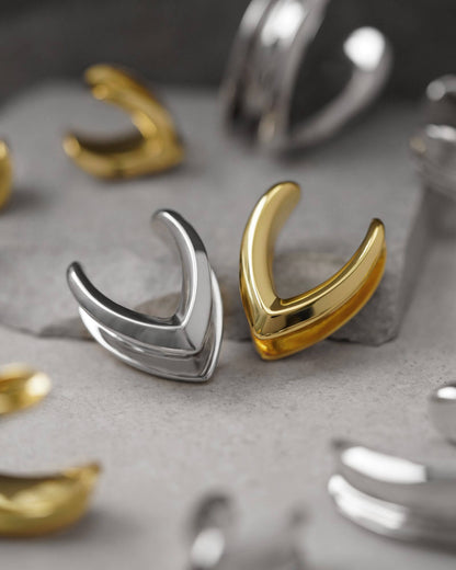 Valka Saddle Hangers-Saddle Hangers- 8mm (0g) - Gold - Ask & Embla