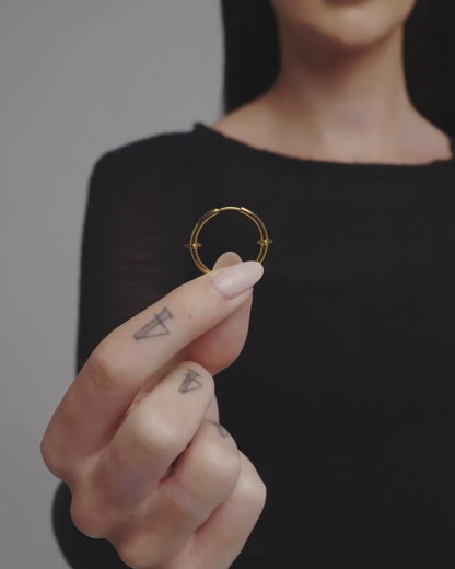 Qria Hoop Earrings Set