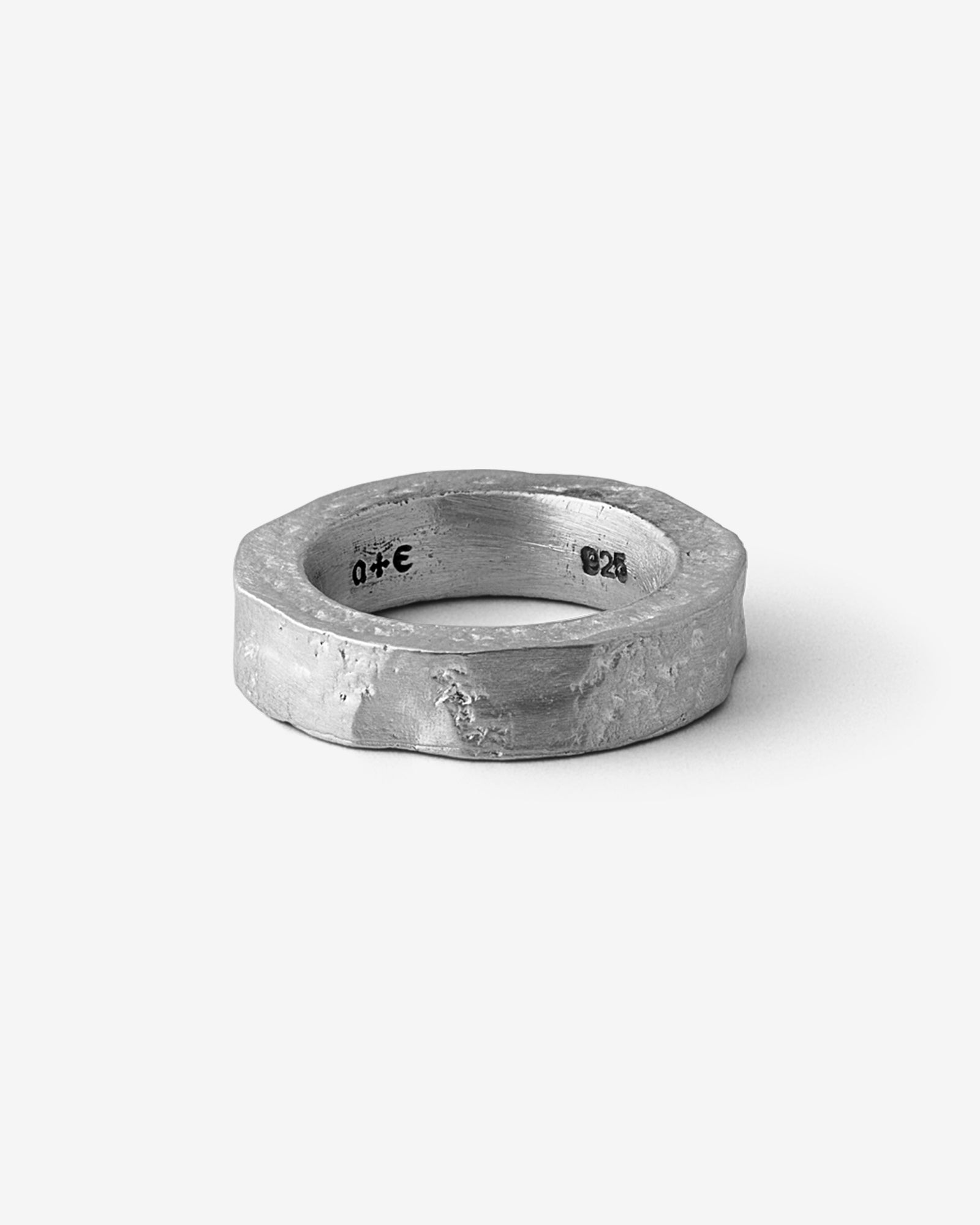 Harlequin Belt Ring in US6 - Alternative Rings by Ask & Embla