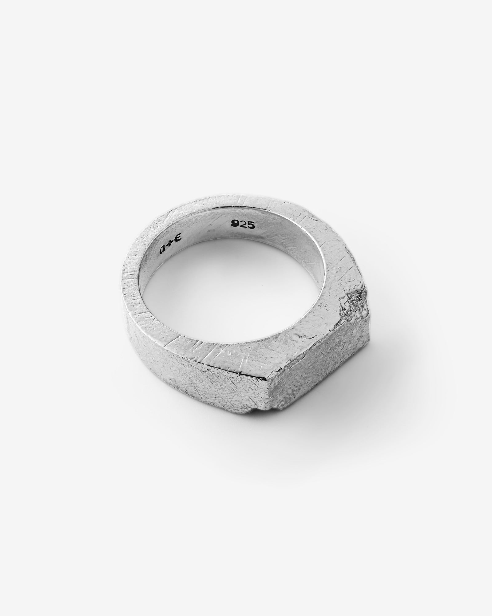 Brute Signet Ring-Rings- US 5 - Gold - Ask & Embla