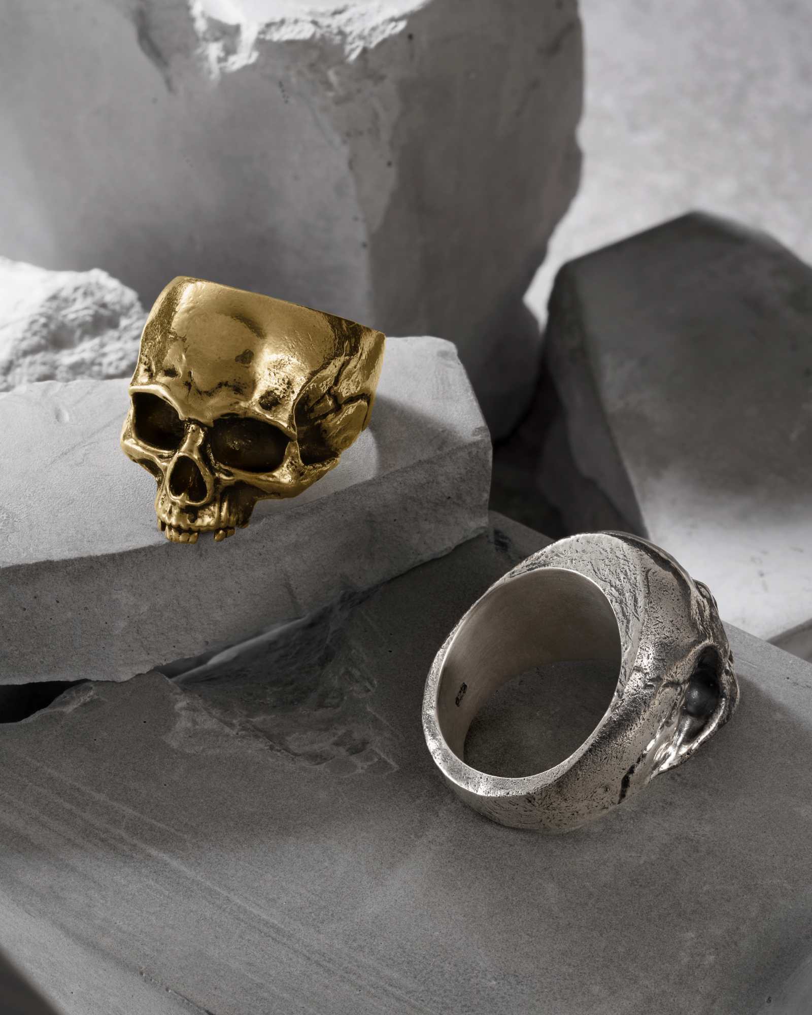 Cranium Ring-Rings- US 5 - Gold - Ask & Embla
