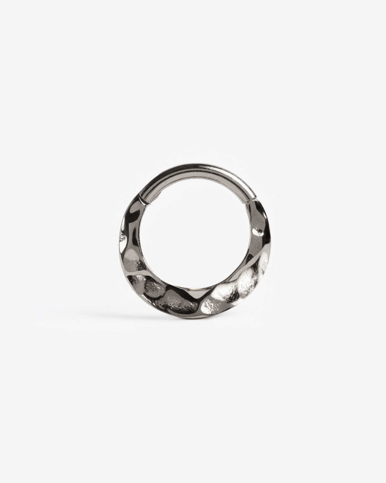 Hale Hammered Ring Clicker | Body Jewelry | Septum Ring – Ask and Embla