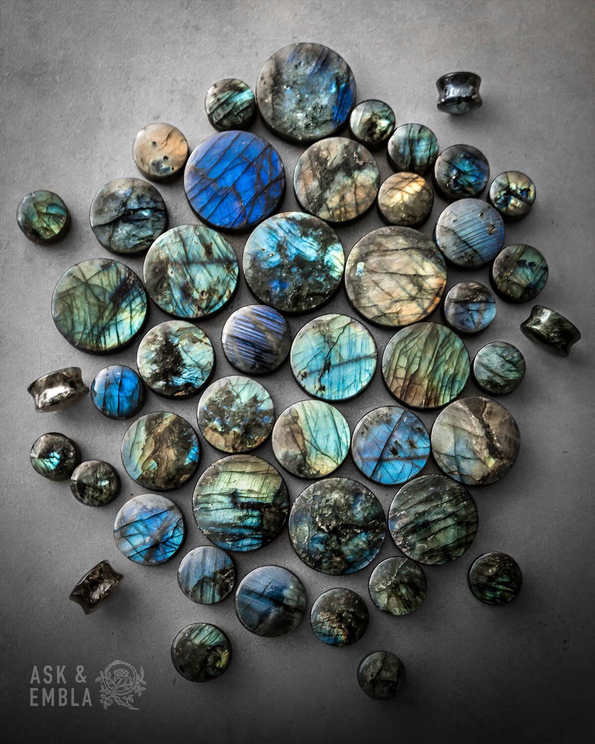 9-11mm Labradorite Carved Leaf Beads 8 inch 48 pieces AA