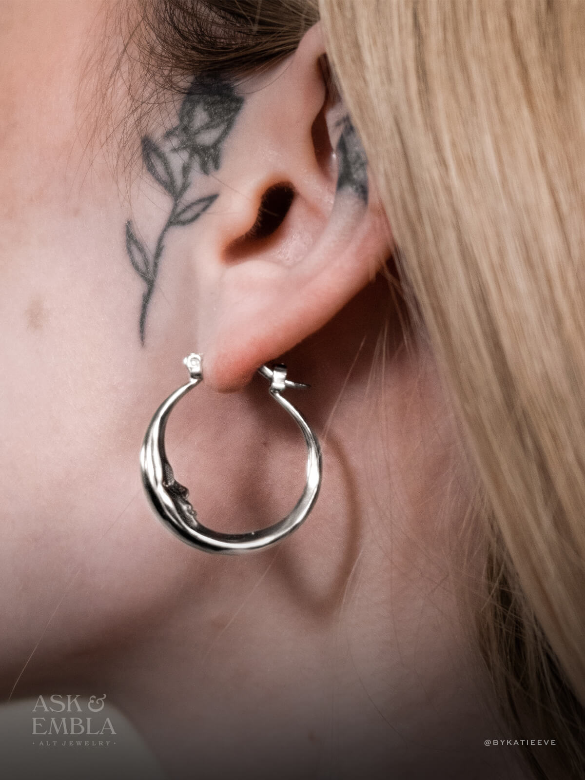 Lune Mini Moon Earrings - Hoops - Ask and Embla