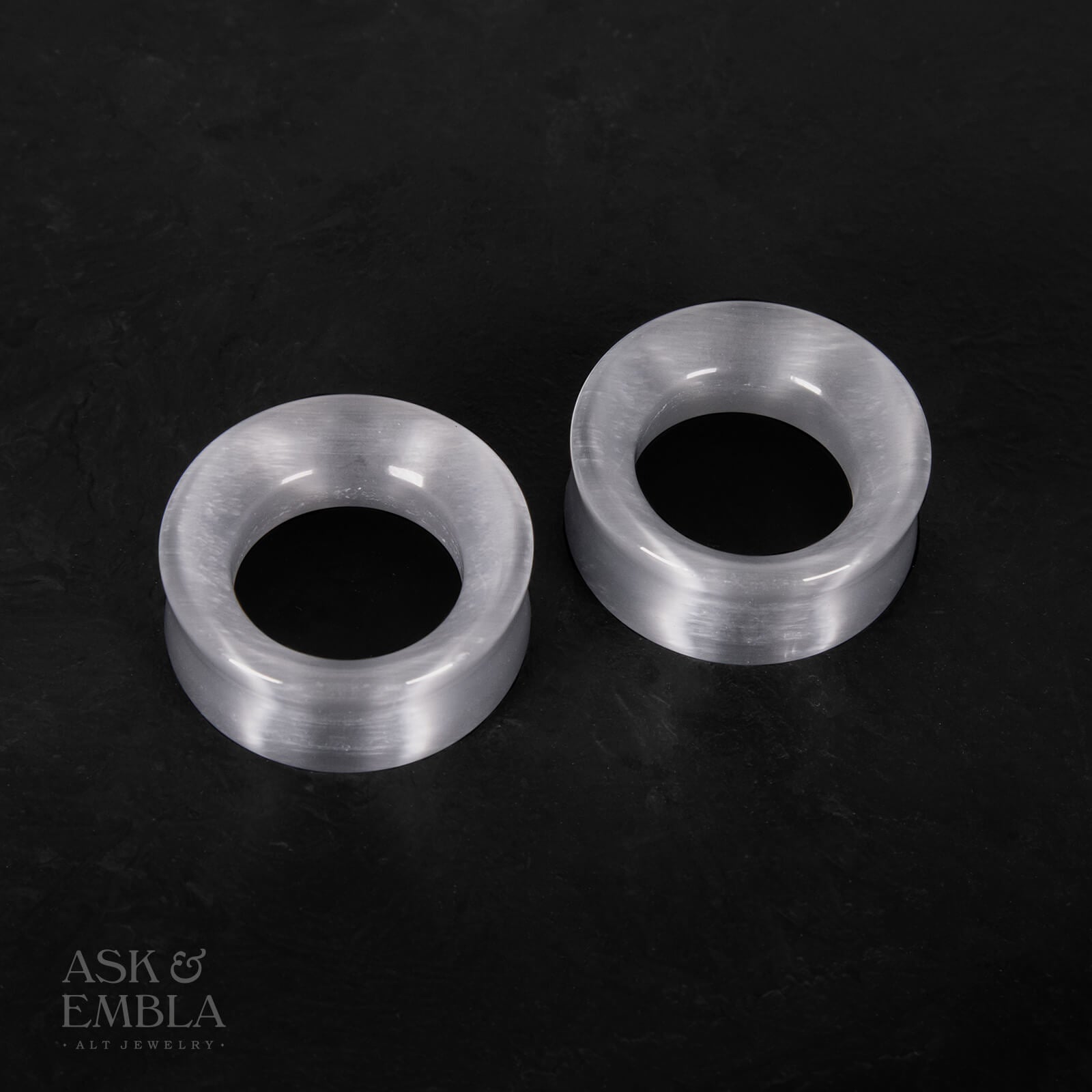 Silver Dragon's Eye Tunnels - Tunnels - Ask and Embla